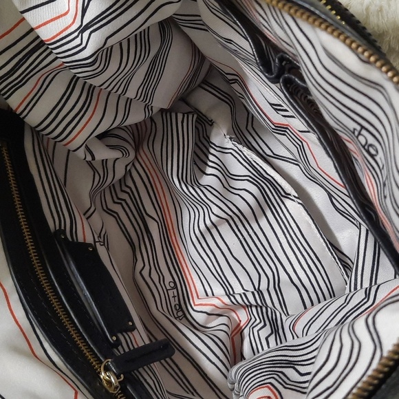 She+Lo Black Leather Tote with Textured Accents - Picture 7 of 8